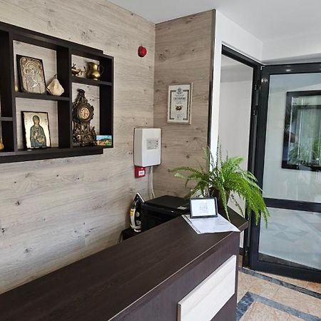 Guest House Saint Petka Veliko Tarnovo Buitenkant foto