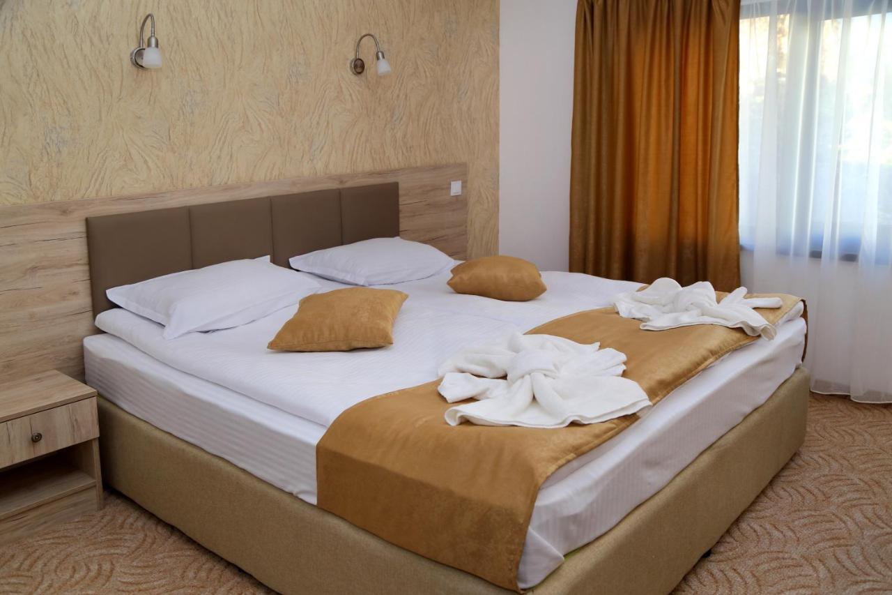 Guest House Saint Petka Veliko Tarnovo Buitenkant foto