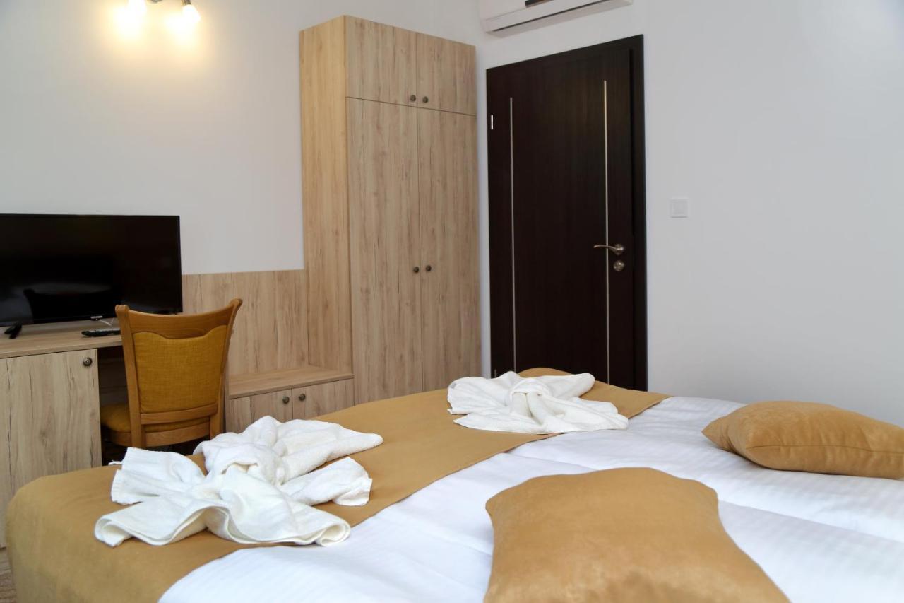 Guest House Saint Petka Veliko Tarnovo Buitenkant foto