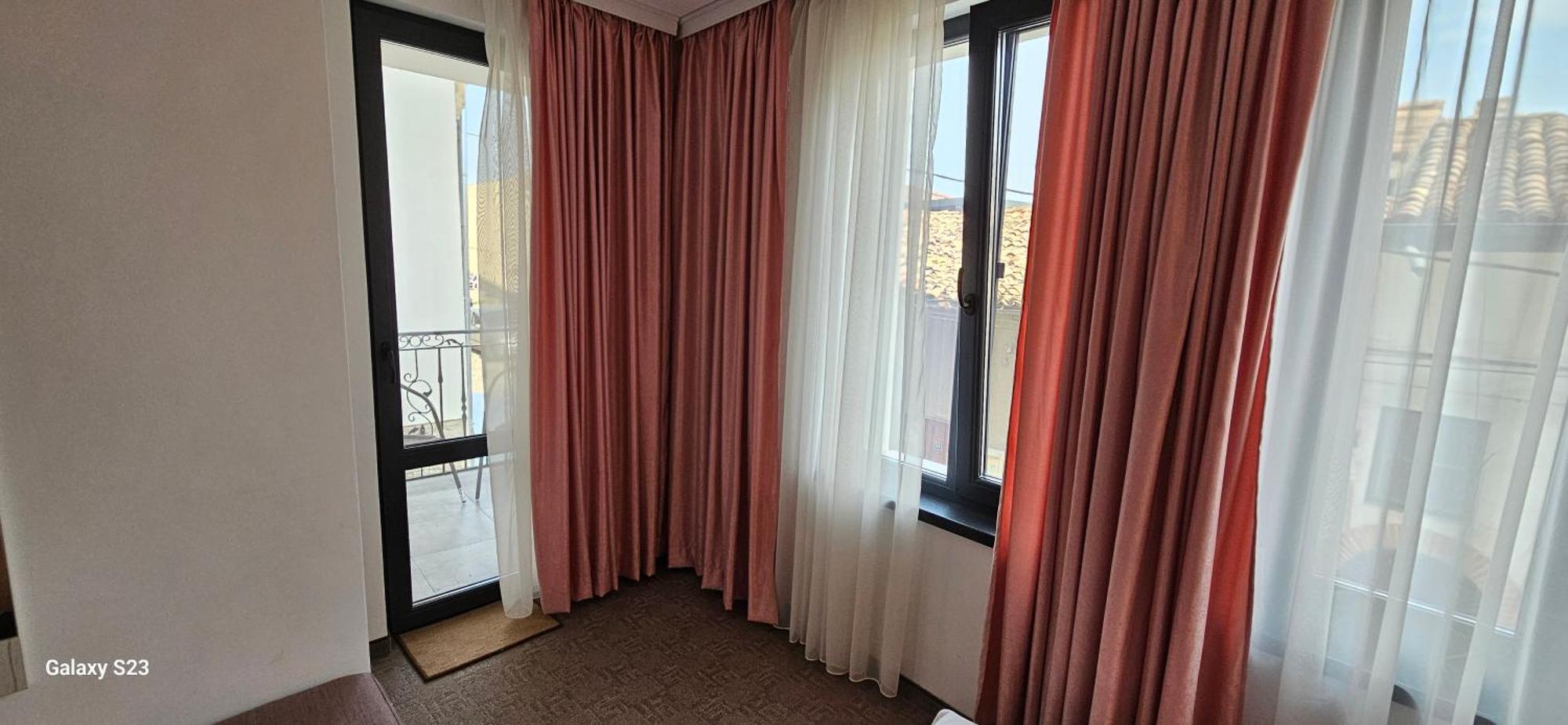 Guest House Saint Petka Veliko Tarnovo Kamer foto