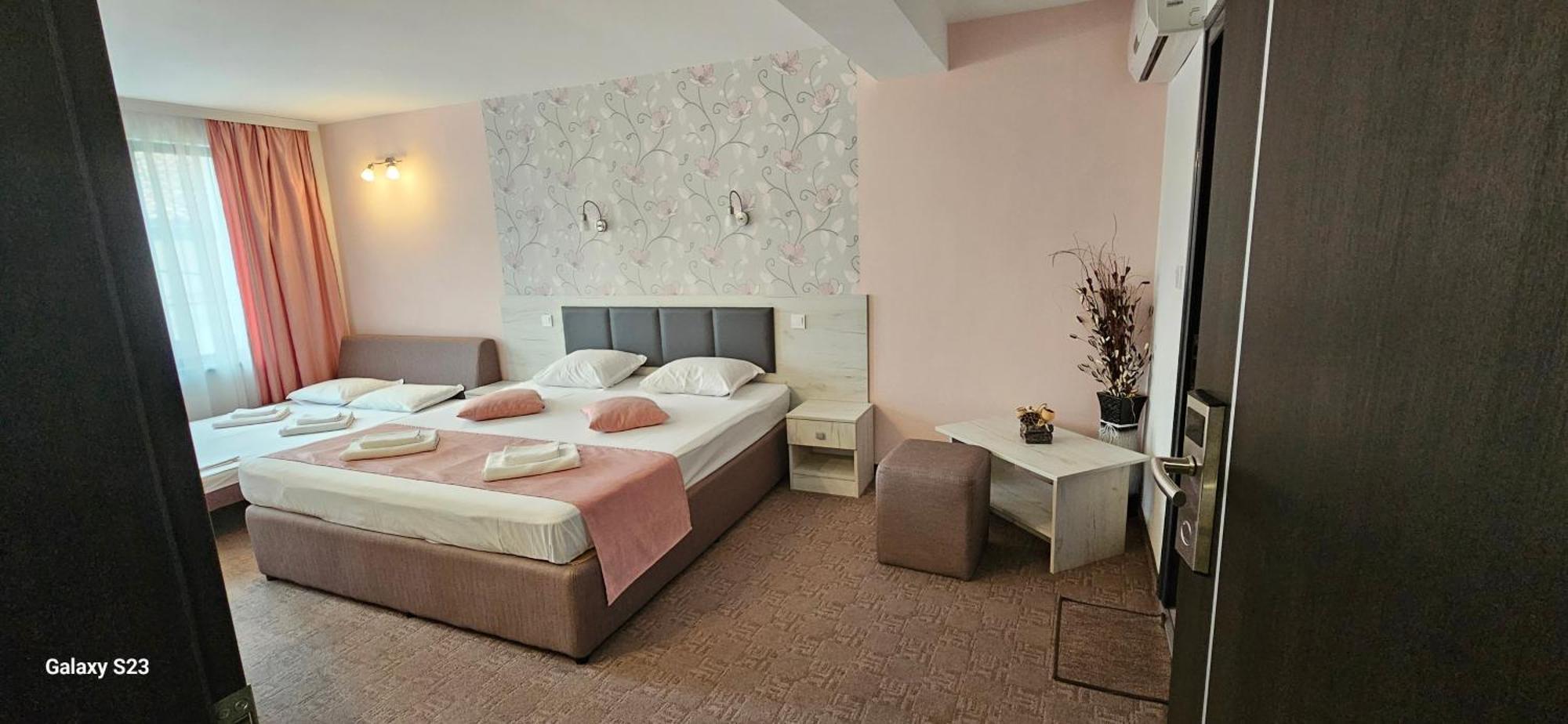 Guest House Saint Petka Veliko Tarnovo Buitenkant foto