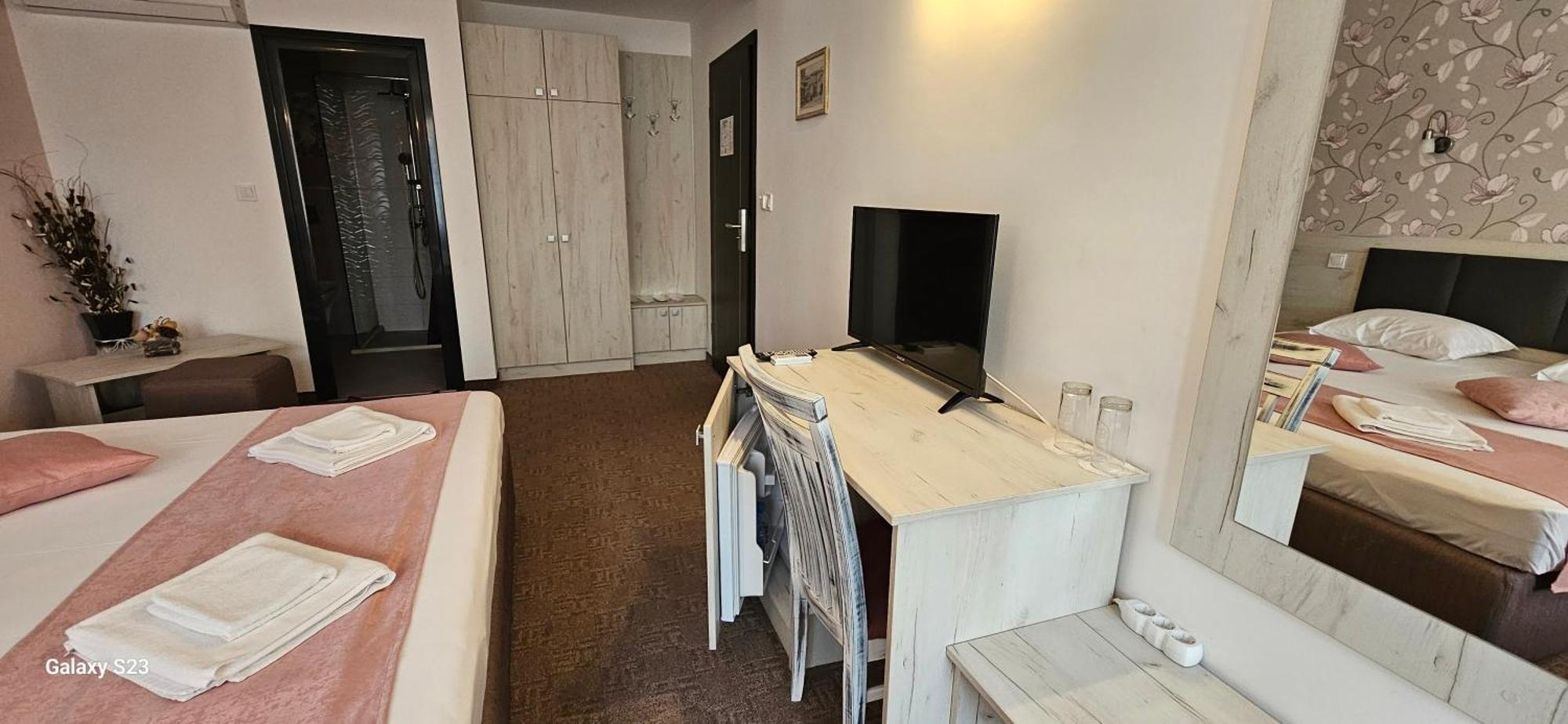 Guest House Saint Petka Veliko Tarnovo Buitenkant foto